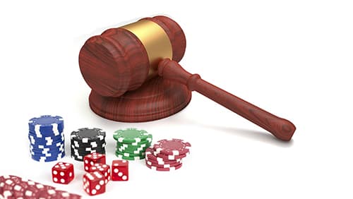 Larry Flynt vinner omgång mot CA i kampen om kasinoägande